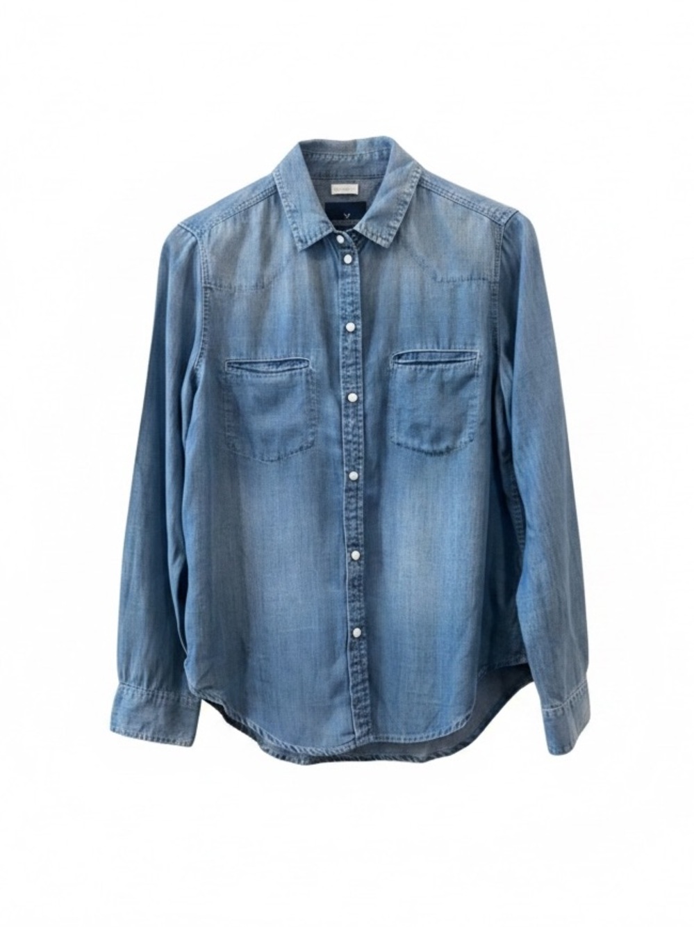 American Eagle Outfitters Boyfriend Fit Pearl Snap Shirt Sz Medium Chambray - Picture 1 of 9